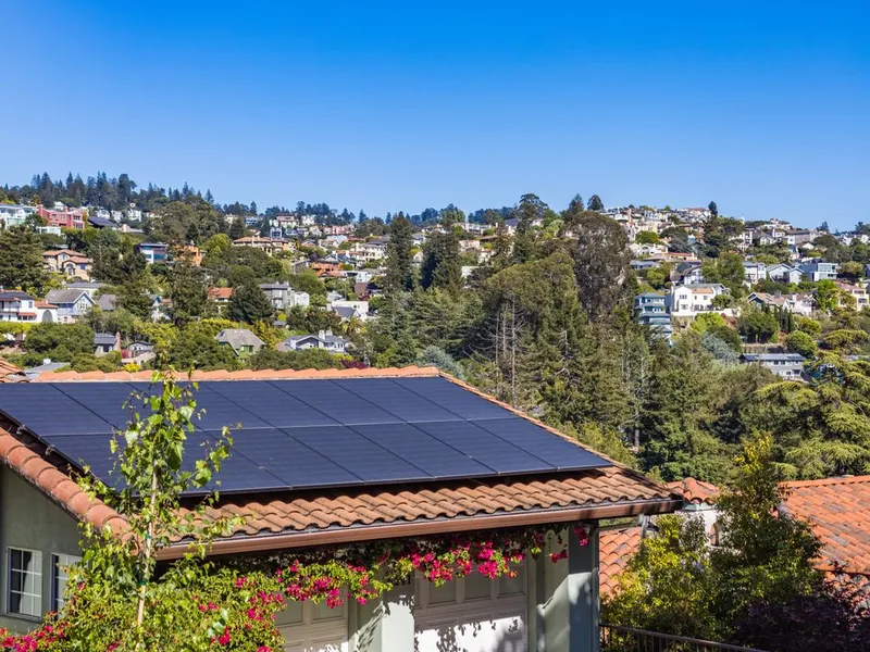 Hillside home with rooftop solar panels in Escondido